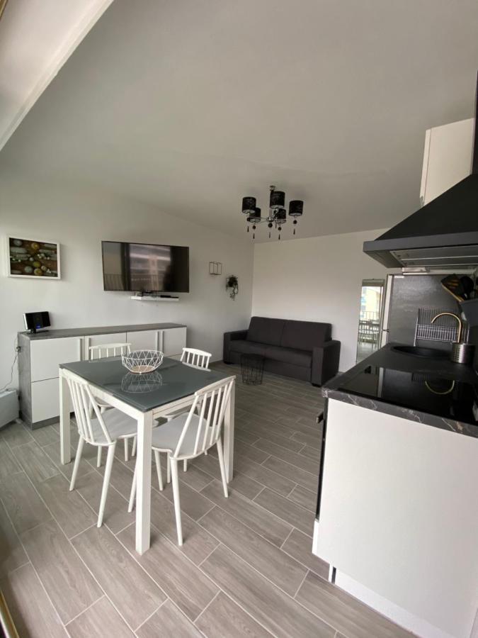 Superbe Appartement Renove A Neuf A 100M De La Mer Ζουάν λε Πιν Εξωτερικό φωτογραφία